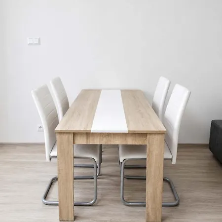 Family Haven - 45 Min To Vienna & Free Parking