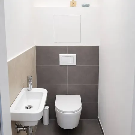 Family Haven - 45 Min To Vienna & Free Parking 브라티슬라바