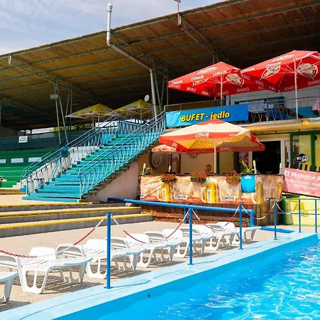 아파트 Family Haven - 45 Min To Vienna & Free Parking